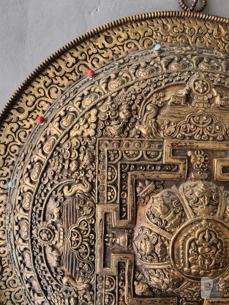 A PARCEL GILT-COPPER MANDALA - 图9